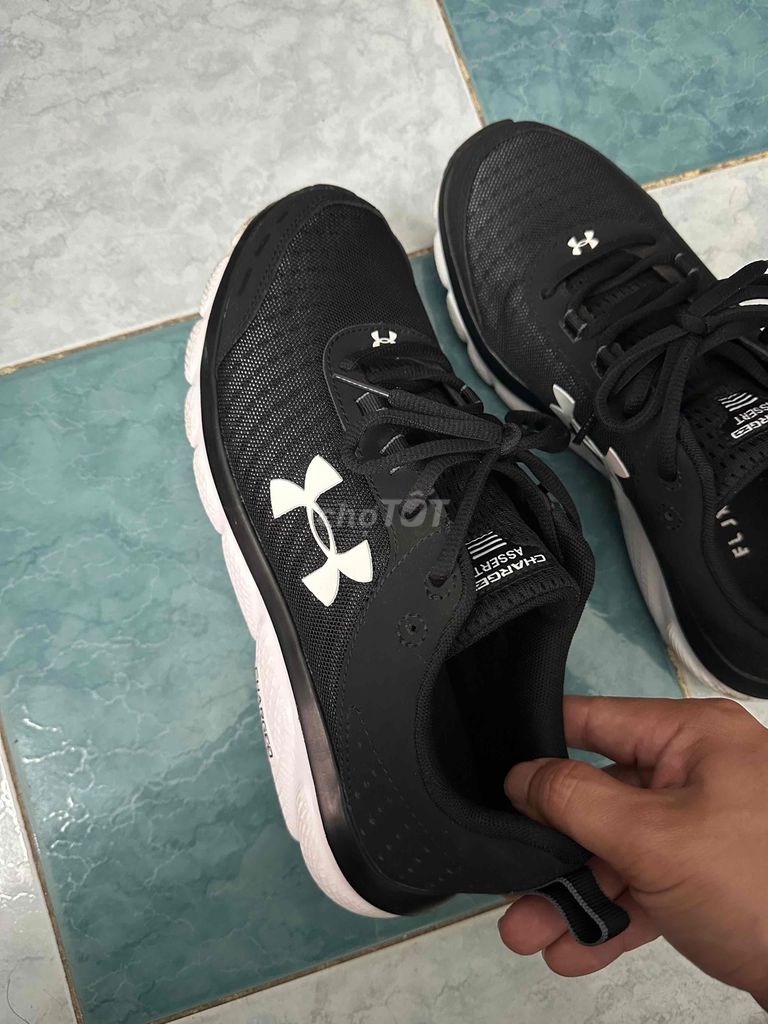 Giày thể thao running Under Armour chính hãng 41