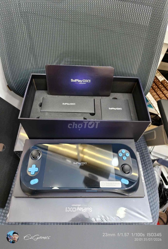 Máy chơi game cầm tay SuiPlay OX1 7840u 16Gb/512Gb. Mua bán Thiết bị chơi game tại Quận 3 Tp Hồ Chí Minh được đăng bởi EzGAME hình 1