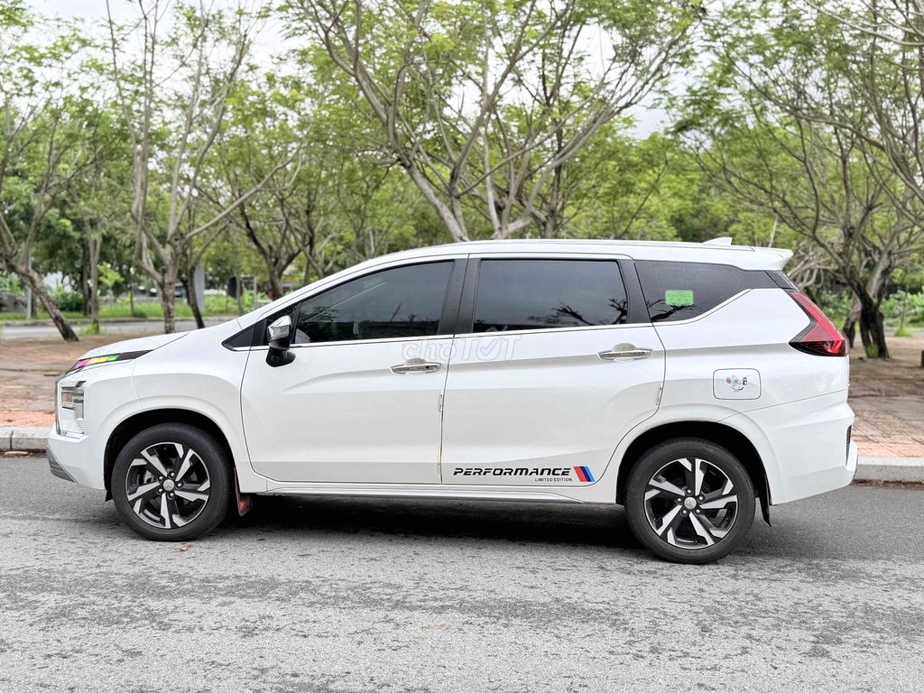 Xpander 2024 Premium 1.5 AT - 9000 km siêu lướt. Mua bán Ô tô tại Quận Hải Châu Đà Nẵng được đăng bởi Nguyễn Vương Auto hình 5