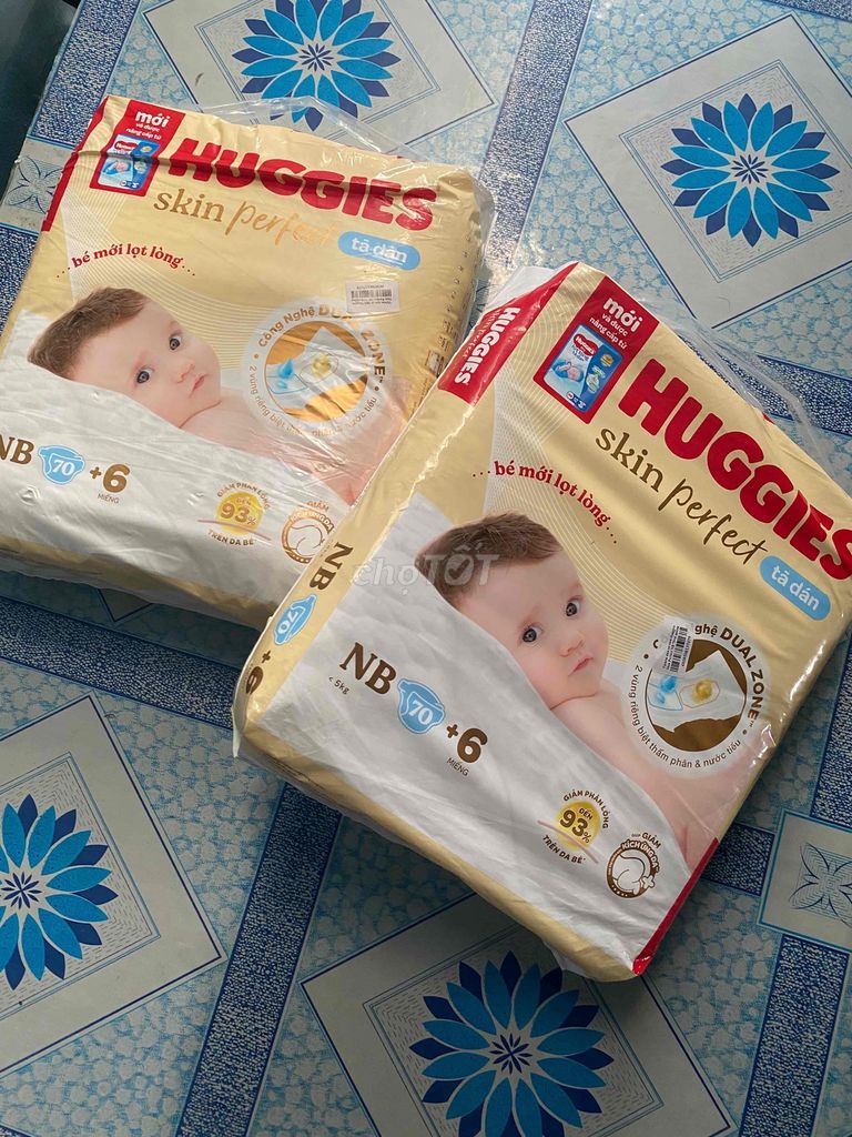 Tã dán huggies size NB 280/2 bịch