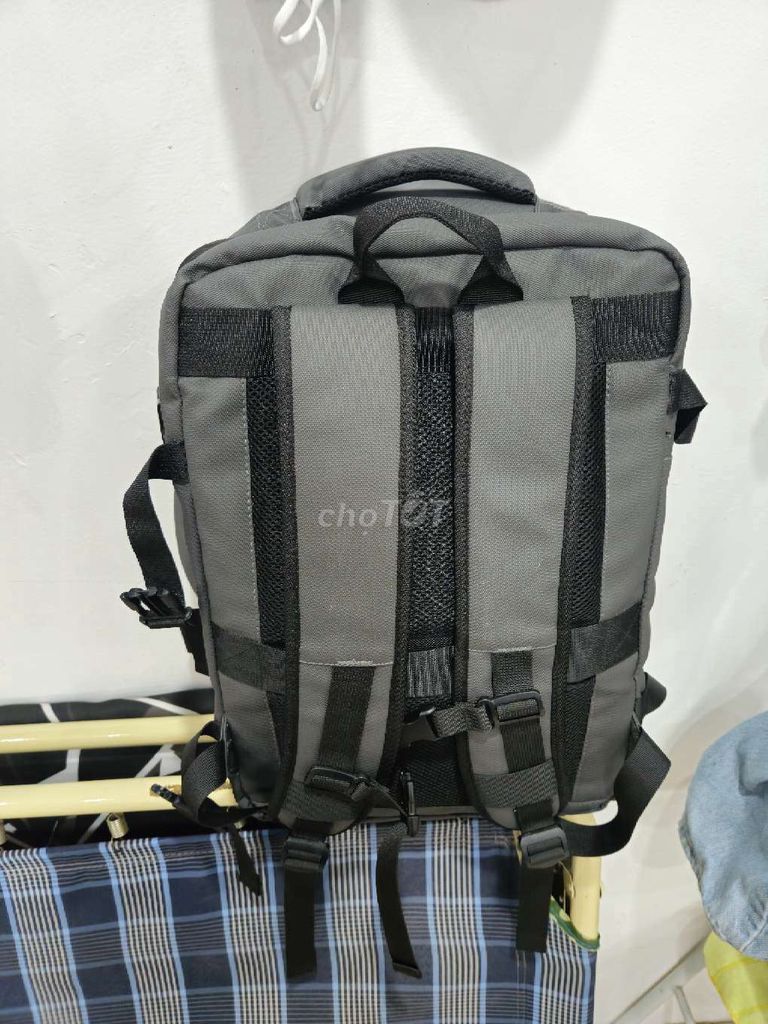 Ba lô laptop vải chống nước Xám. Mua bán Túi xách tại Quận Thanh Khê Đà Nẵng được đăng bởi Lí hình 1