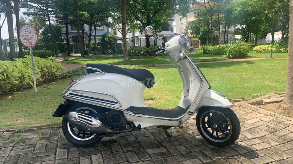 Xe Vespa Primavera ABS, nữ đi, bảo hành chính hãng. Mua bán Xe máy tại Quận 7 Tp Hồ Chí Minh được đăng bởi Hữu Giang hình 2