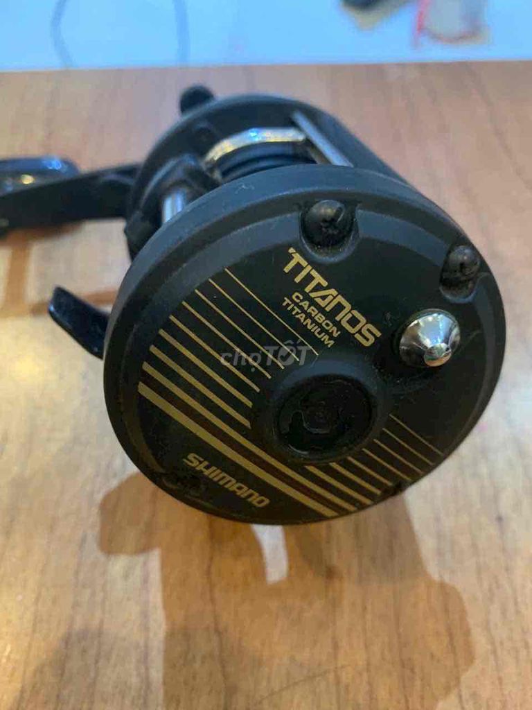 Máy shimano titanos gt3000 còn sử dụng rất tốt và