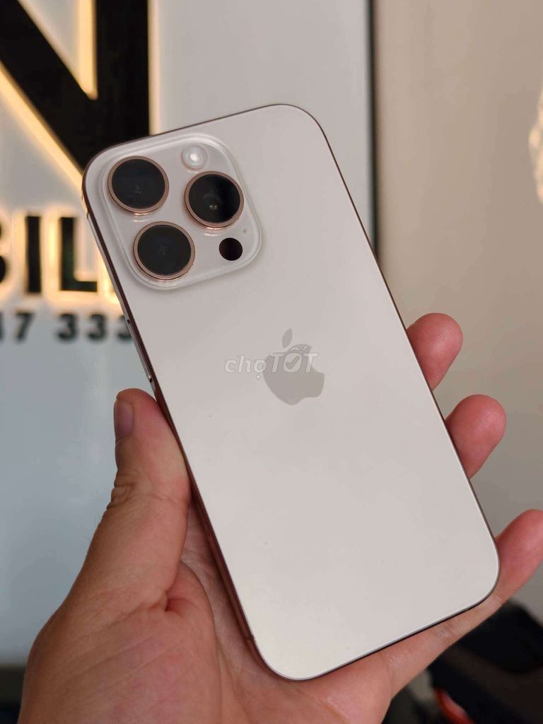 IPhone 16 Pro 128GB LOCK Gold sa mạc. Mua bán Điện thoại tại Thành phố Buôn Ma Thuột Đắk Lắk được đăng bởi HN Mobile BMT hình 1