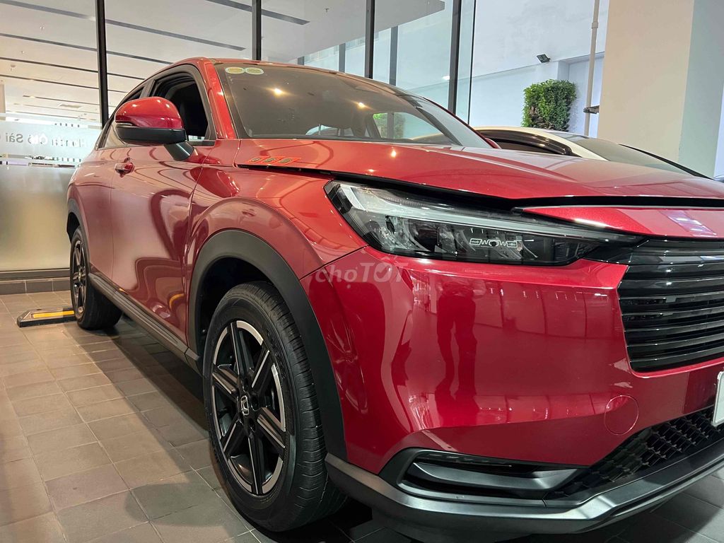 HRV G ĐỎ 2025, SIÊU LƯỚT, XE MỚI BẤM SỐ 5 THÁNG. Mua bán Ô tô tại Quận 7 Tp Hồ Chí Minh được đăng bởi SHOWROOM HONDA ÔTÔ QUẬN 7 hình 6