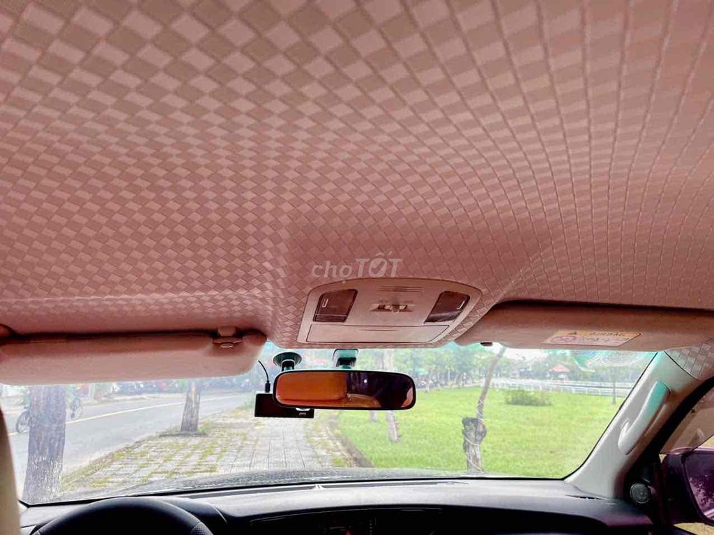 Toyota Fortuner Đen Số sàn 7 chỗ. Mua bán Ô tô tại Quận Ngũ Hành Sơn Đà Nẵng được đăng bởi Đặng Minh Tuấn hình 16