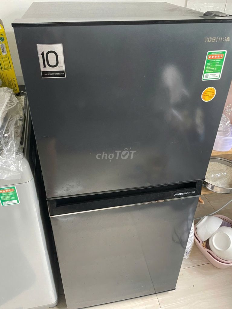 Tủ lạnh Toshiba Inverter Xám. Mua bán Tủ lạnh tại Quận 5 Tp Hồ Chí Minh được đăng bởi Trann Hang hình 1