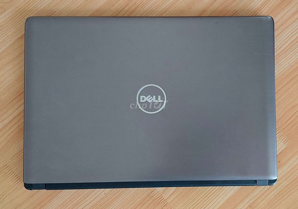 Laptop Dell Vostr***5U,Ram 4G, SSD 120G