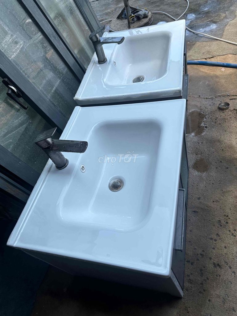 Chậu rửa mặt Sứ Trắng Kèm vòi. Mua bán Thiết bị vệ sinh, nhà tắm tại Huyện Hóc Môn Tp Hồ Chí Minh được đăng bởi Tú hình 1