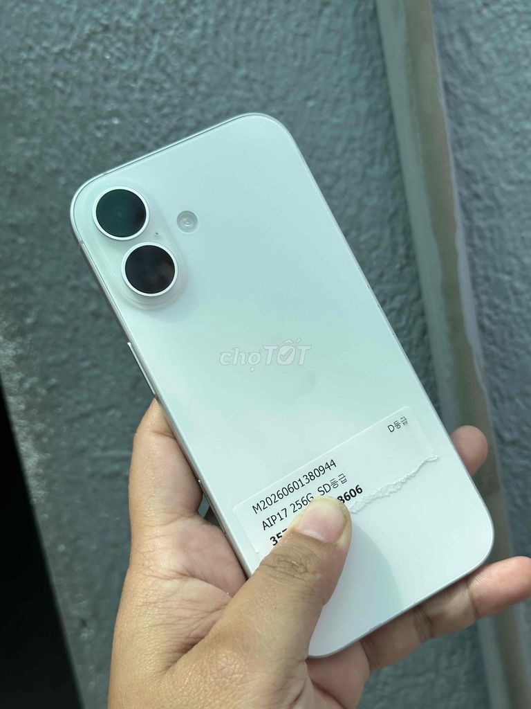 Apple iPhone 17 256GB Trắng 100%. Mua bán Điện thoại tại Thành phố Biên Hòa Đồng Nai được đăng bởi nguyễn lê store hình 1