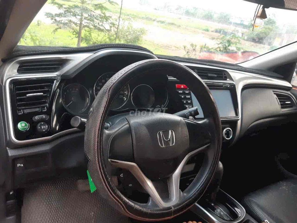 Honda City 2014 автомат серебристый