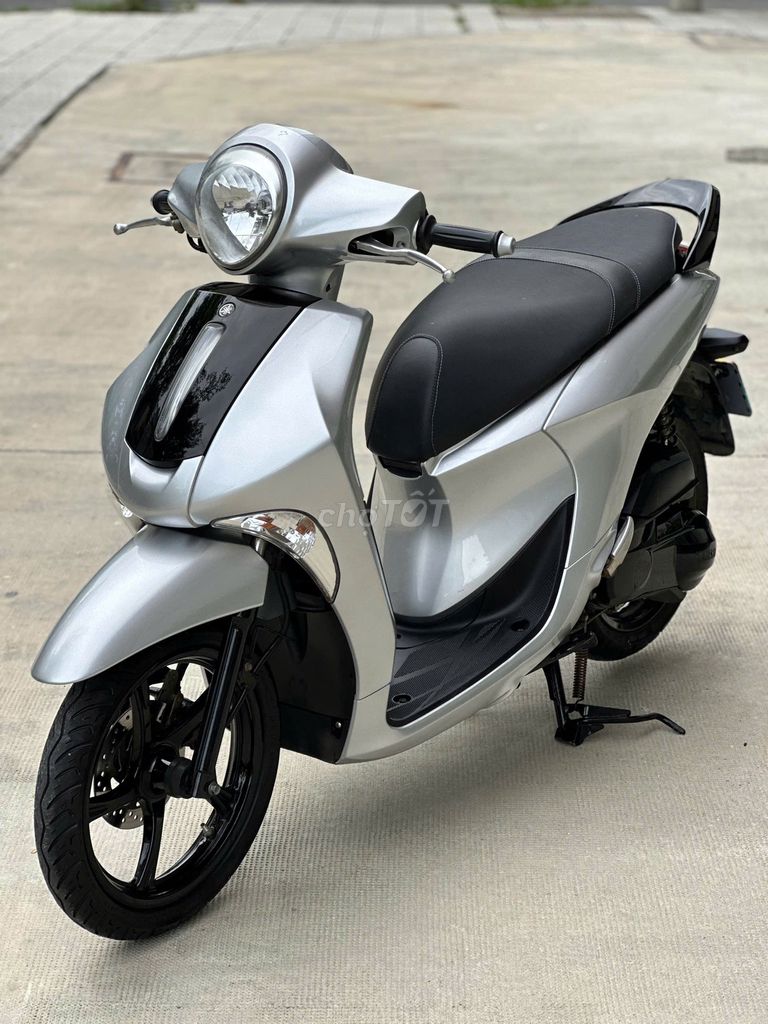 Janus bạc màu đẹp ghê ACE ơi. Mua bán Xe máy tại Quận Cẩm Lệ Đà Nẵng được đăng bởi Xe Máy Đức Vũ 658 Trần Cao Vân hình 1