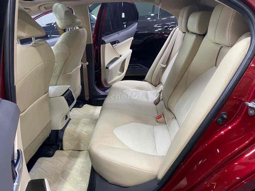 Toyota Camry 2022 2.0 Q 17000 km. Mua bán Ô tô tại Thành phố Thủ Đức Tp Hồ Chí Minh được đăng bởi Long Auto Vạn Phúc hình 8