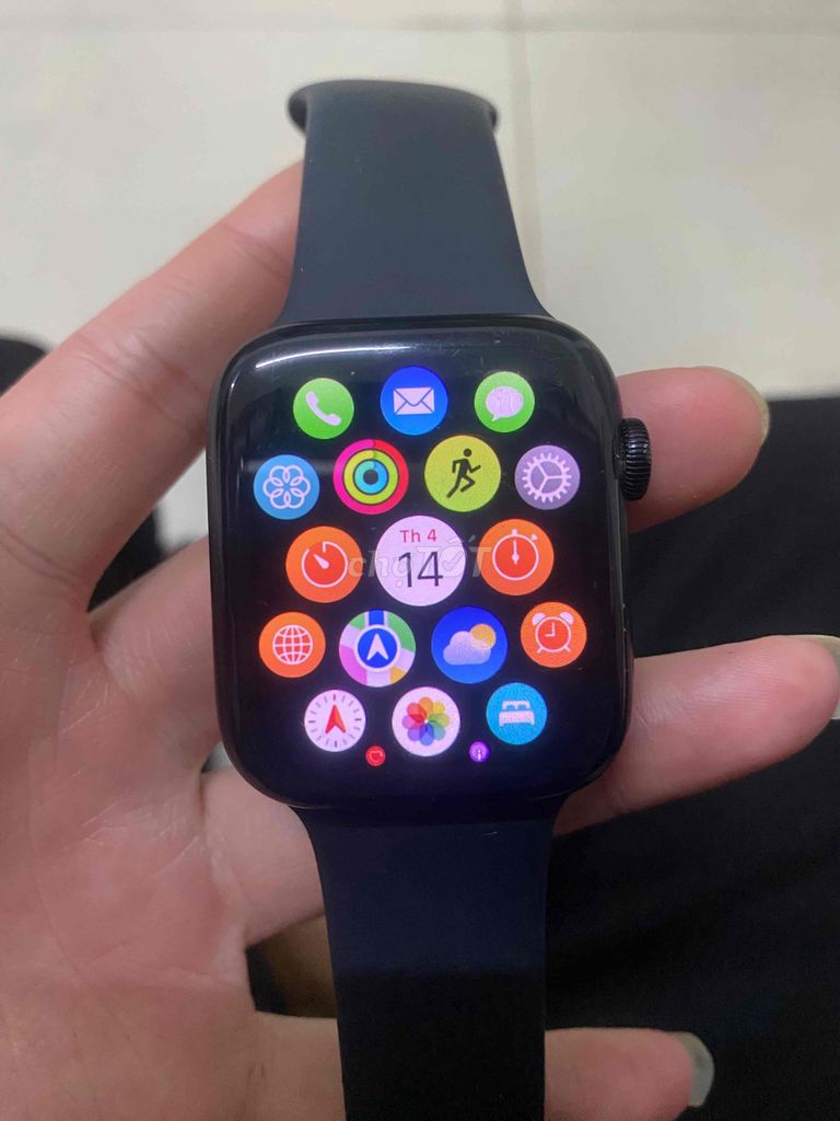 Apple Watch SE (Thế hệ 2) Đen. Mua bán Thiết bị đeo thông minh tại Huyện Việt Yên Bắc Giang được đăng bởi Long hình 1