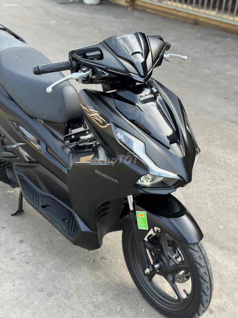 Honda Air Blade 125 4V 2025 Đen 800km. Mua bán Xe máy tại Huyện Trảng Bom Đồng Nai được đăng bởi Xe Máy Ngọc Hưng hình 1