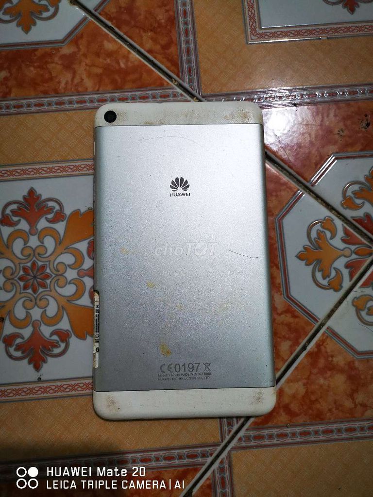 Huawei mediapad T1 xác không lên nguồn. Mua bán Máy tính bảng tại Thành phố Dĩ An Bình Dương được đăng bởi Diego Dong hình 1