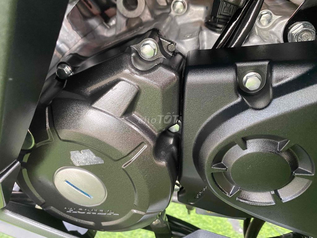 Honda CBR 150 đk 6/2022 mới cứng pkl moto. Mua bán Xe máy tại Quận Cầu Giấy Hà Nội được đăng bởi Tong motor xe may hình 5