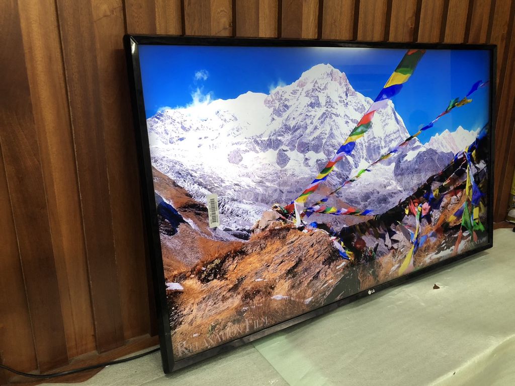 TIVI LG 43INCH 4K ( MÀN HÌNH MỚI)