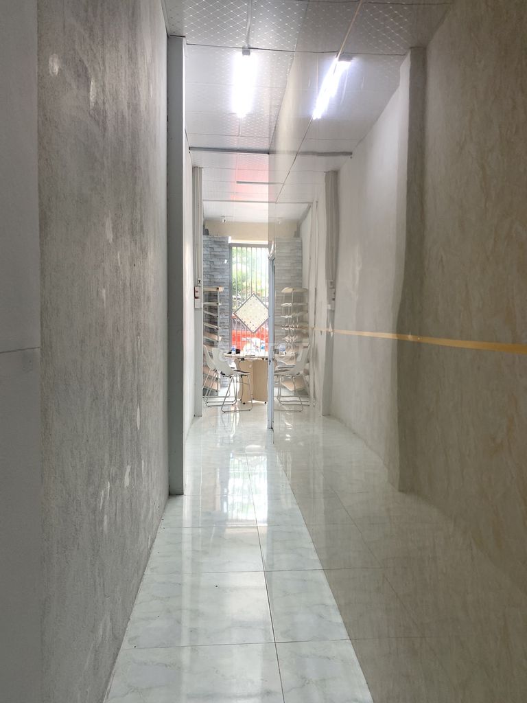 Mặt Tiền chính Lê Hông Phong, 250m2, cổng sau Hẻm 66 Huỳnh Văn Nghệ. Mua bán nhà ở tại Thành phố Thủ Dầu Một Bình Dương được đăng bởi Việt hình 2