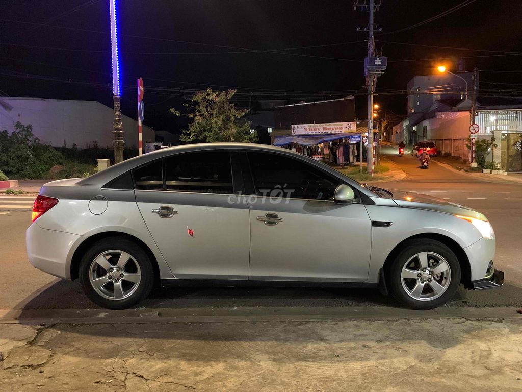 Chevrolet Cruze 2011 LS 1.6 - 124358 km. Mua bán Ô tô tại Thành phố Pleiku Gia Lai được đăng bởi thanh hình 12