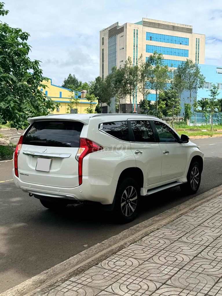 Mitsubishi Pajero Sport 2019 số sàn máy dầu 1 chủ. Mua bán Ô tô tại Thành phố Buôn Ma Thuột Đắk Lắk được đăng bởi Nguyễn duy dương hình 6