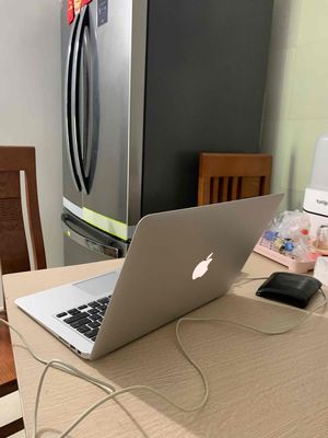Macbook Air Core i7 - 500gb. Mua bán Laptop tại Quận Dương Kinh Hải Phòng được đăng bởi Như Ý