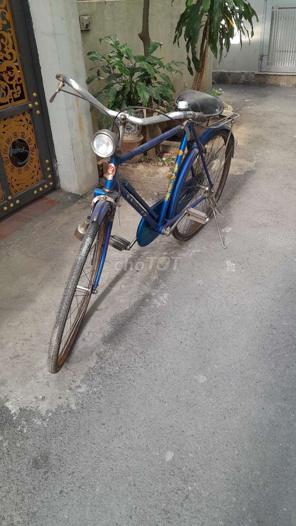 Xe đạp Phượng Hoàng Xanh dương Đã qua sử dụng. Mua bán Xe đạp tại Quận Tây Hồ Hà Nội được đăng bởi Phạm công hình 2