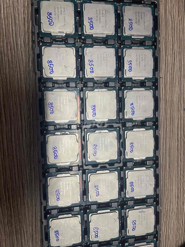 CPU Intel Core i5-8500 Đã qua sử dụng. Mua bán Linh kiện (RAM, Card...) tại Quận Tân Bình Tp Hồ Chí Minh được đăng bởi Khánh Trân hình 1