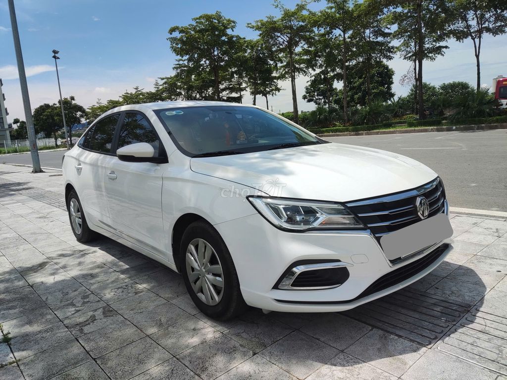 New MG5 MT sx 2024 màu trắng. Mua bán Ô tô tại Quận Thanh Xuân Hà Nội được đăng bởi Thanh Biz Nguyễn Thái Auto hình 2