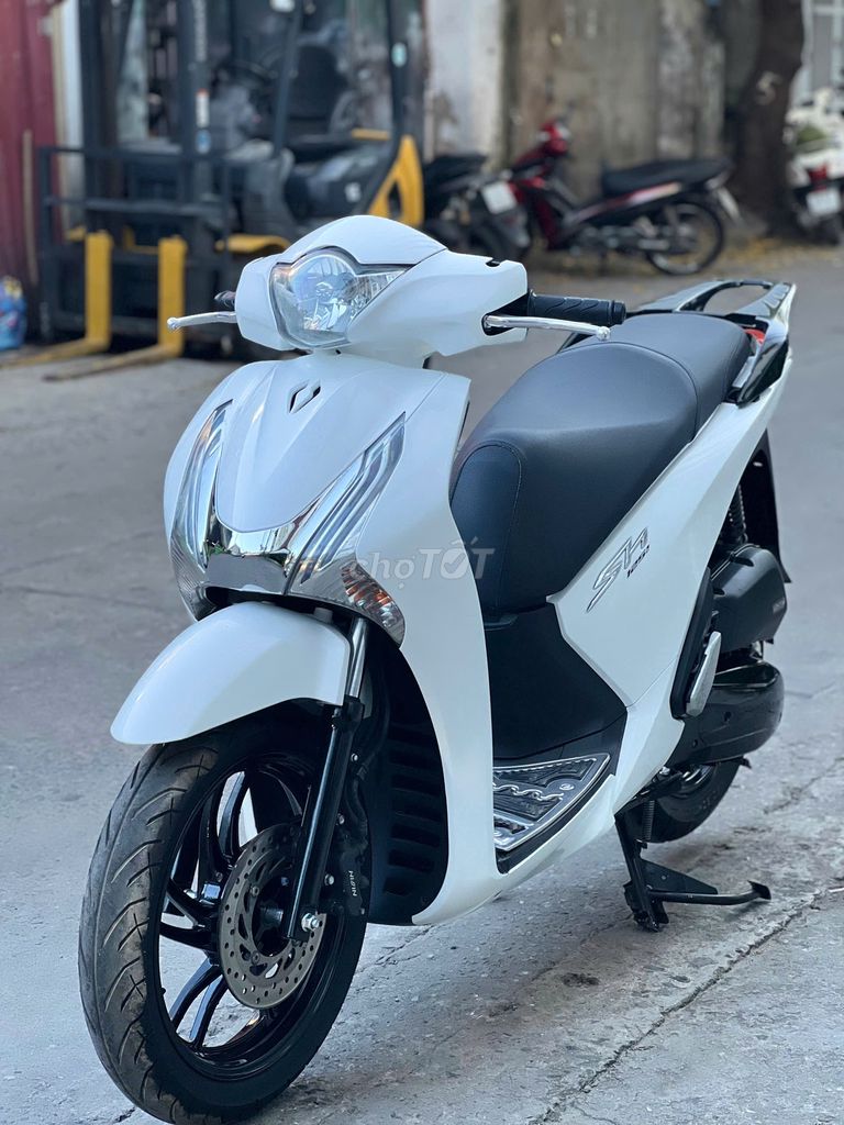 SH 2016 Khoá Smartkey biển 18 chính chủ sd. Mua bán Xe máy tại Quận Cầu Giấy Hà Nội được đăng bởi Em Dung hình 2