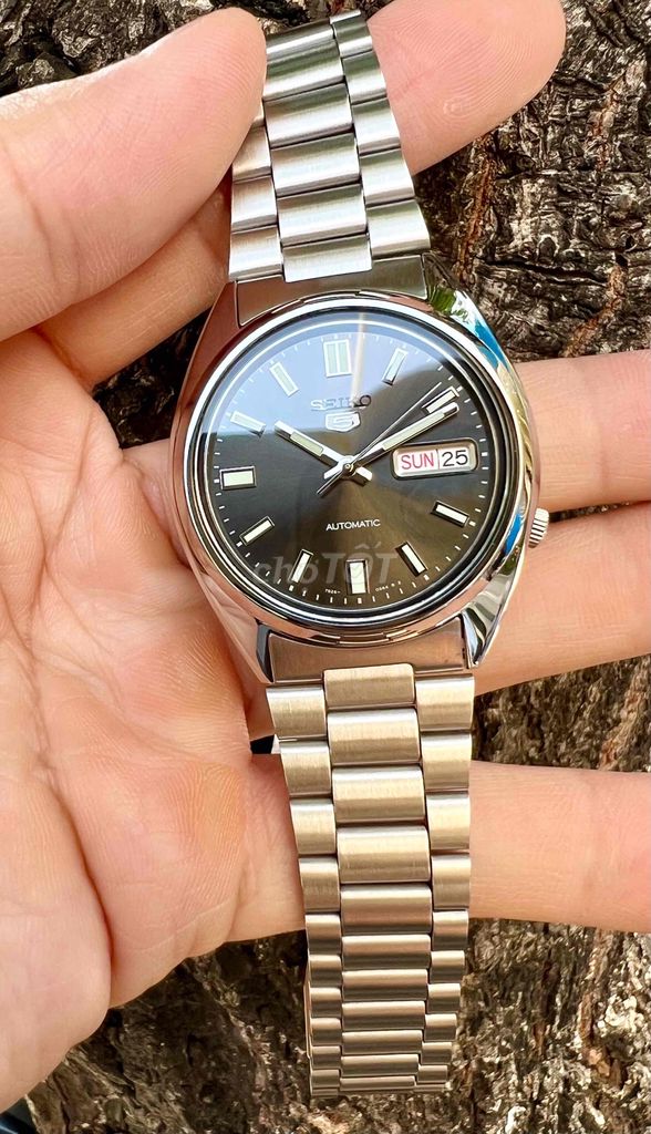 seiko 5 classic