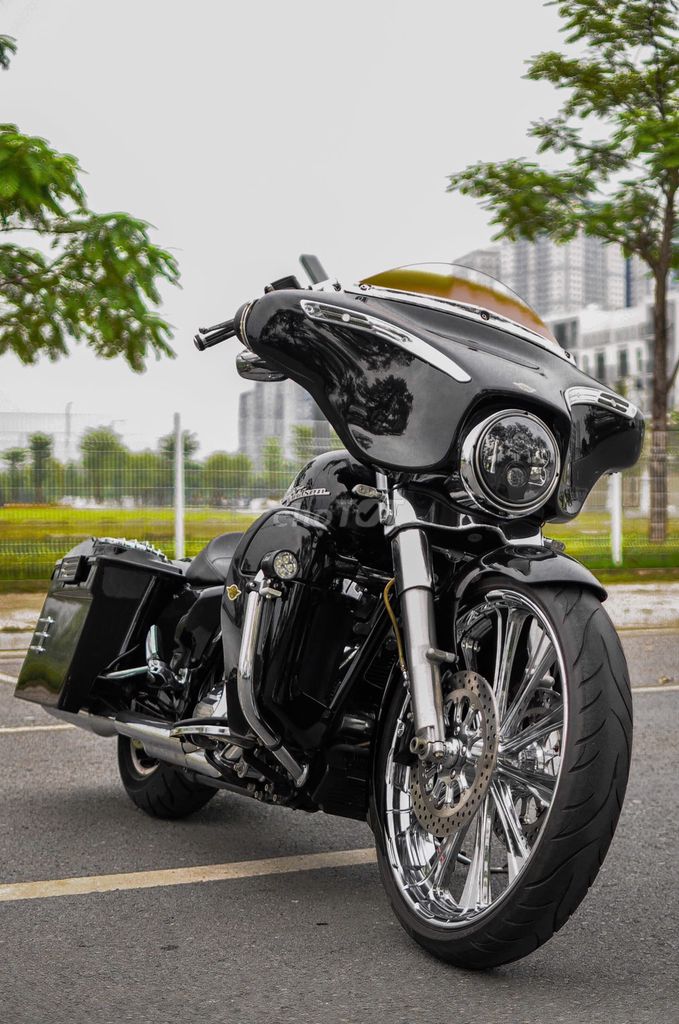 Thanh Motor cần bán Harley Davidson Streetglide. Mua bán Xe máy tại Quận Hoàng Mai Hà Nội được đăng bởi Lê Chí Thanh hình 2