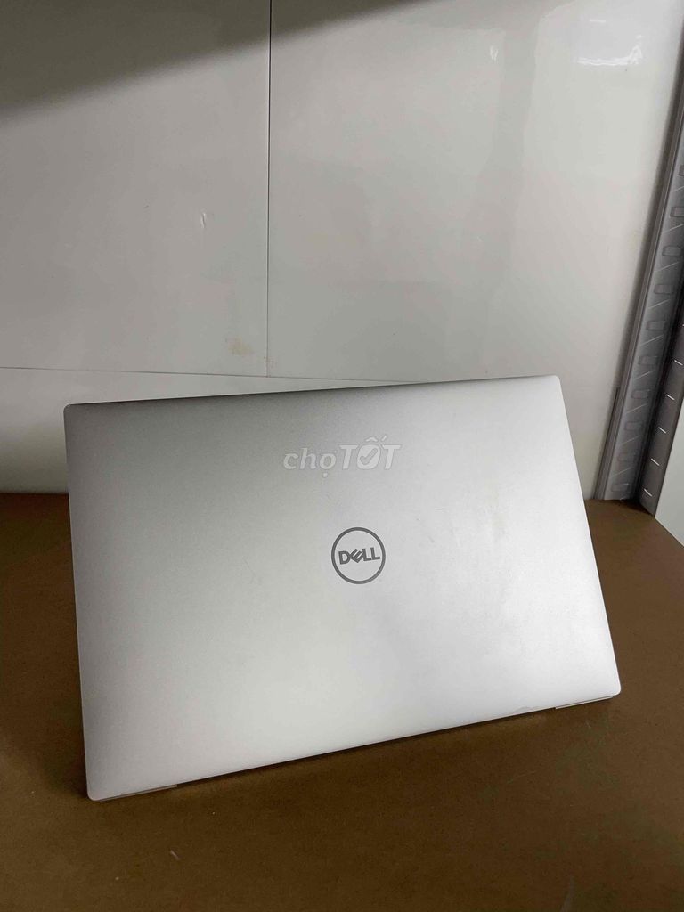 Dell XPS 13 9300 i5-1035G1 8GB/256GB. Mua bán Laptop tại Quận Đống Đa Hà Nội được đăng bởi HQ Computer hình 1