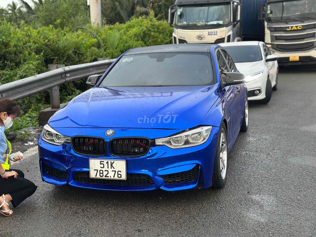 BMW 3 Series 2013 320i - 90000 km. Mua bán Ô tô tại Quận Gò Vấp Tp Hồ Chí Minh được đăng bởi nguyễn quốc trinh hình 3