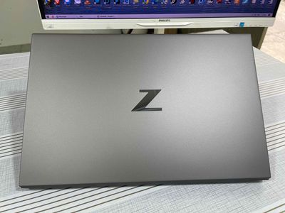 Hp zbook Studio 15 G7 Core i7-10850H T1000 FHD 99%