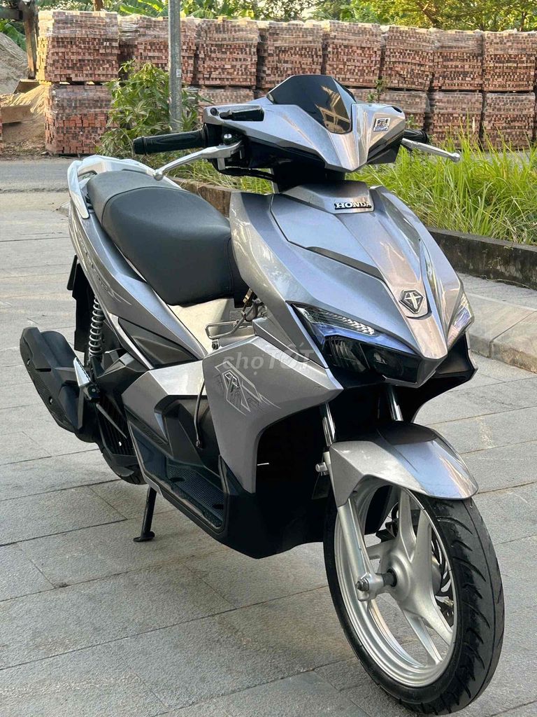Honda Air Blade 2019 Xám. Mua bán Xe máy tại Quận Nam Từ Liêm Hà Nội được đăng bởi Xe Máy Đức Dũng hình 7