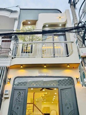 31m2 CN hẻm xe hơi 5m, nhỉnh 3 Tỷ Full nội thất tại Phan Huy Ích GV