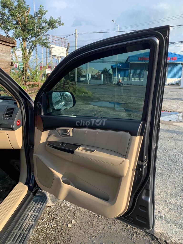 Toyota Fortuner 2015 2.5G 4x2 - 110000 km. Mua bán Ô tô tại Quận Bình Thuỷ Cần Thơ được đăng bởi Hiếu Nghĩa Cần Thơ hình 15