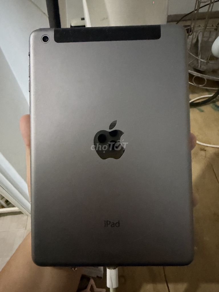 Apple iPad Mini 2 16GB Xám. Mua bán Máy tính bảng tại Thành phố Vũng Tàu Bà Rịa - Vũng Tàu được đăng bởi Nguyen Thi Ngoc Trinh hình 1