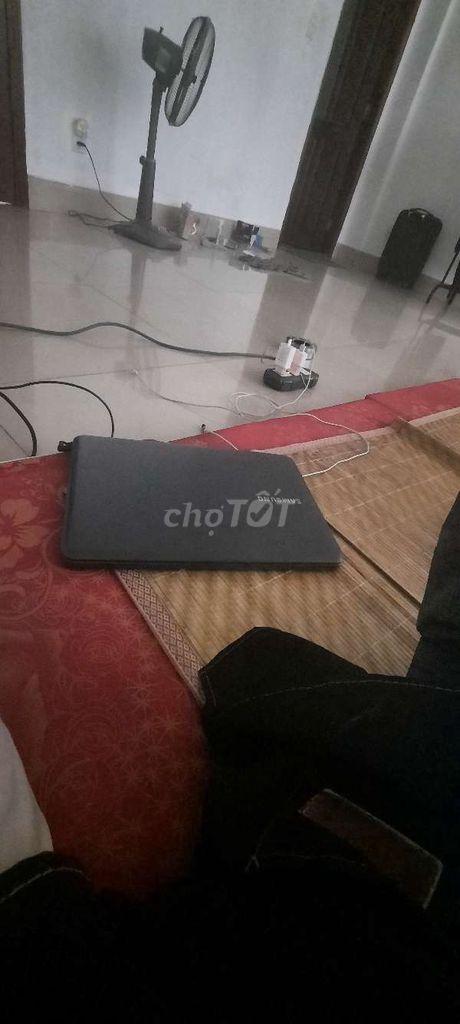 Samsung Laptop Đen. Mua bán Laptop tại Quận 7 Tp Hồ Chí Minh được đăng bởi Lam Nguyen hình 1