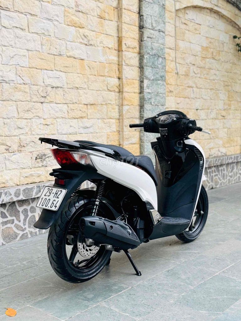 Sh 150fi 2019 đèn led khoá smartkey ful vỏ nhập ý. Mua bán Xe máy tại Quận Cầu Giấy Hà Nội được đăng bởi nguyễn bích thuỷ hình 4
