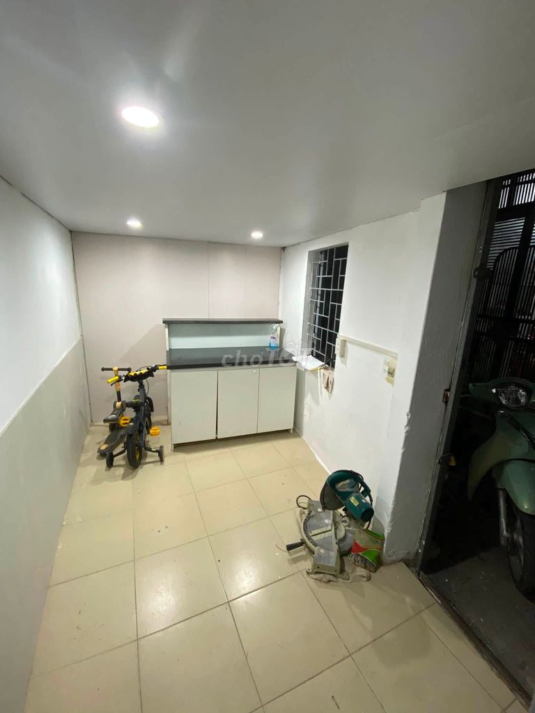 Cho thuê nhà 3 tầng 13m2 gần ĐH Công Đoàn, Thủy Lợi, Ngân Hàng, Y