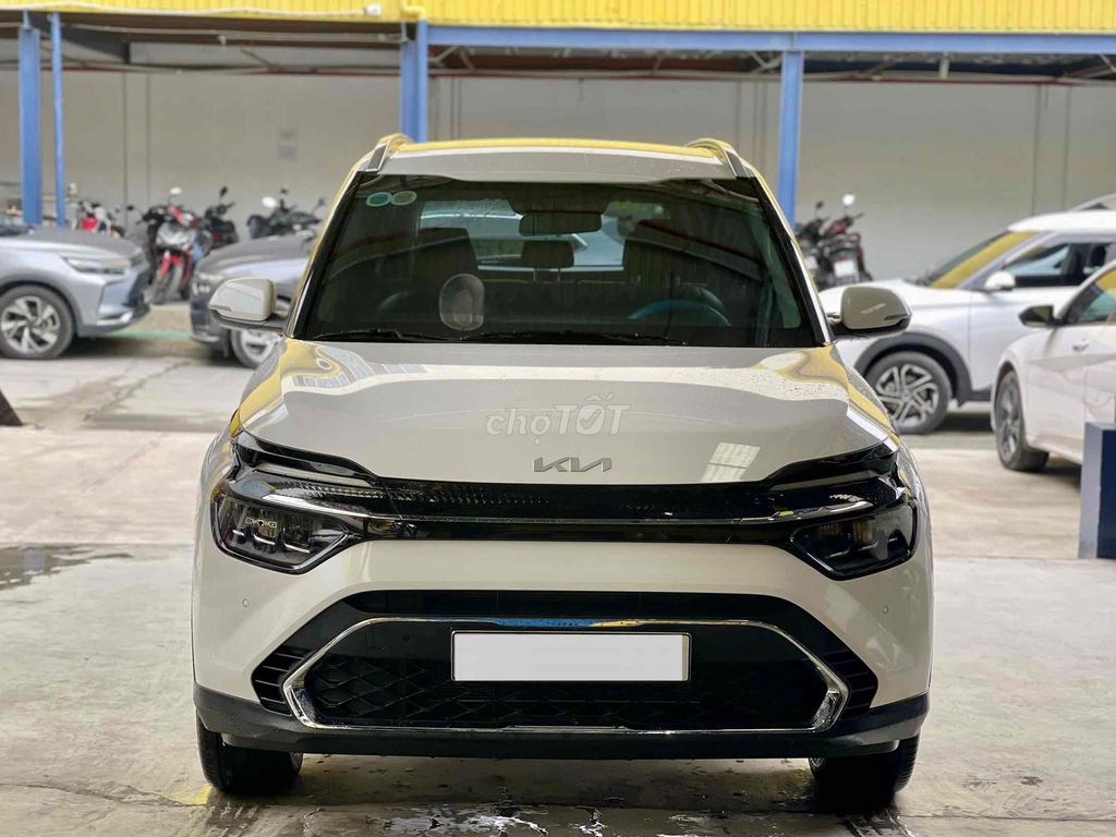 kia Carens Luxury Siêu Hot Lướt 11.000km. Mua bán Ô tô tại Quận Tân Phú Tp Hồ Chí Minh được đăng bởi Trọng Nghĩa Auto Xe Lướt Miền Nam hình 2