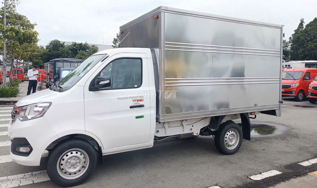 TF230 Thùng Kín. Mua bán Xe tải, xe ben tại Thành phố Thủ Đức Tp Hồ Chí Minh được đăng bởi Thanh Bình Thaco hình 1