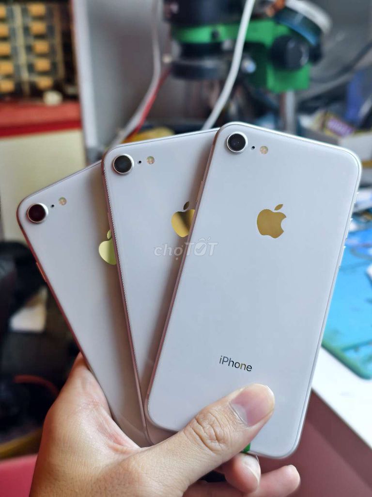 Apple iPhone 8 64GB Bạc Zin all. Mua bán Điện thoại tại Huyện Vụ Bản Nam Định được đăng bởi Hồng Phúc hình 1