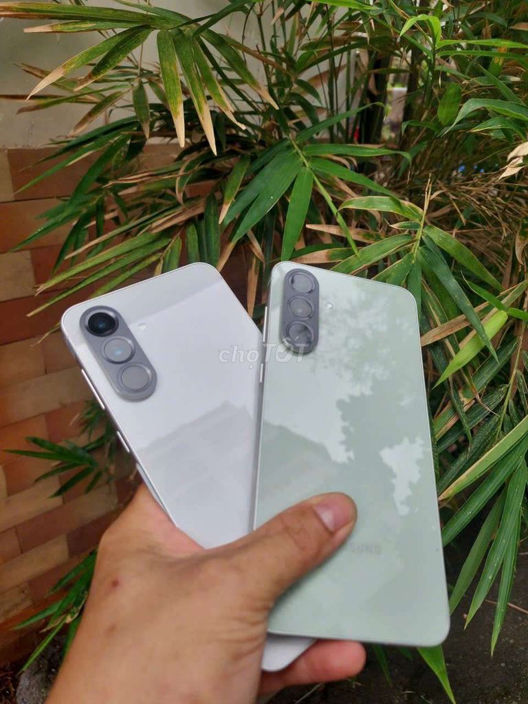Samsung A56 5G  Xám 99,9%. Mua bán Điện thoại tại Quận Tân Phú Tp Hồ Chí Minh được đăng bởi Hàng Chất Giá Rẻ hình 1