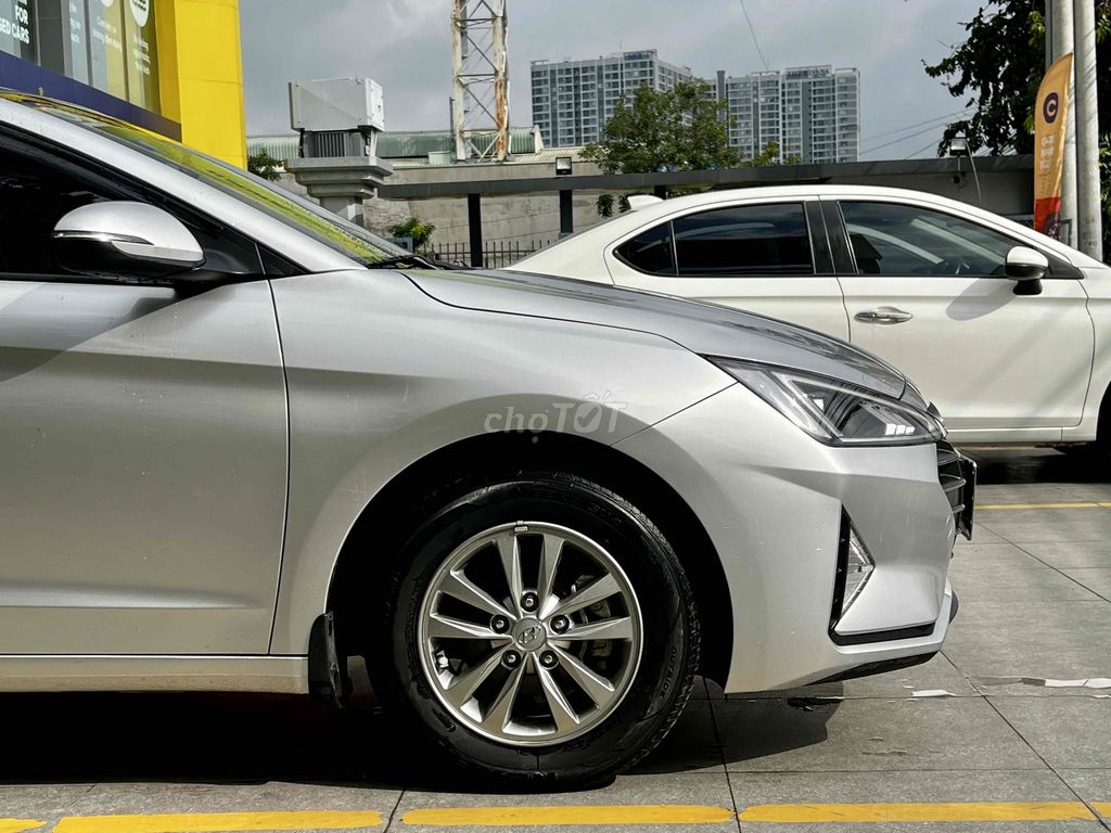 HYUNDAI ELANTRA 1.6MT 2020 XE GIA ĐÌNH ĐI 51.000Km