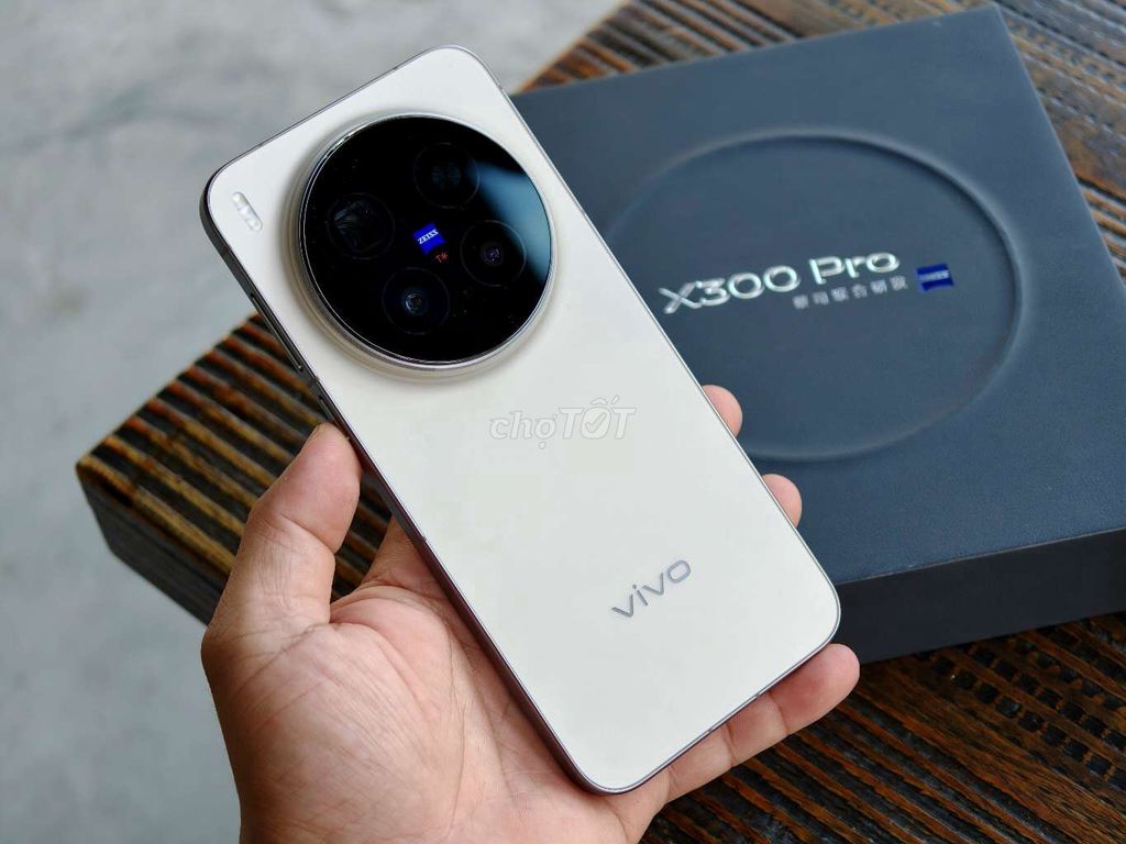 Vivo X300 Pro 16/512 Fullbox Pin 100 có giao lưu. Mua bán Điện thoại tại Quận 12 Tp Hồ Chí Minh được đăng bởi Đỗ Hậu Fb Dylan Đỗ hình 1