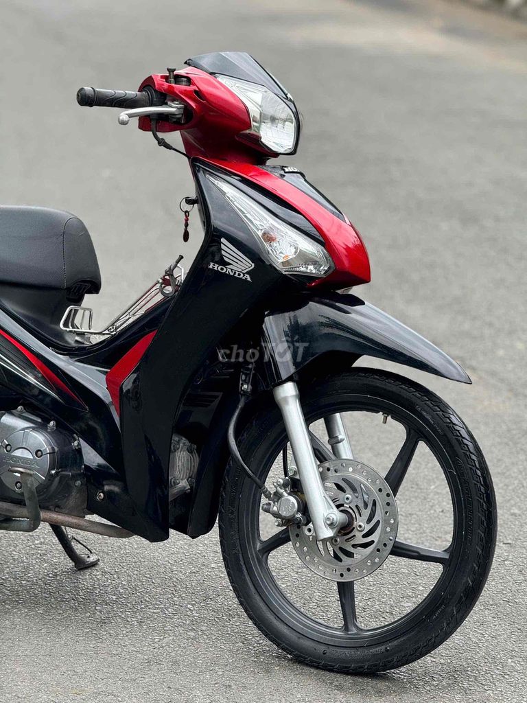 futuer 2018 bst máy êm xe đẹp nợ xấu trả 50% ạ. Mua bán Xe máy tại Quận Bình Tân Tp Hồ Chí Minh được đăng bởi Xe Máy Qúy Le hình 4