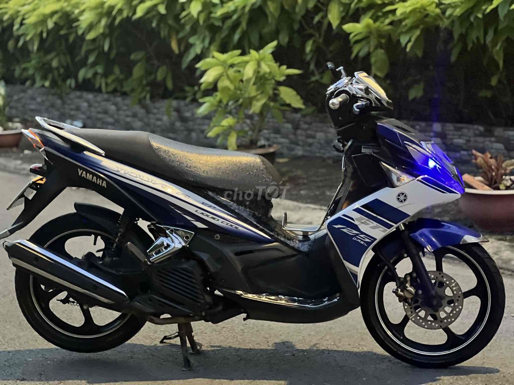 Xe yamaha novo5 2014 màu  xanh trắng RB mới 95 %. Mua bán Xe máy tại Thành phố Thủ Đức Tp Hồ Chí Minh được đăng bởi Nguyễn Thanh Bình hình 4